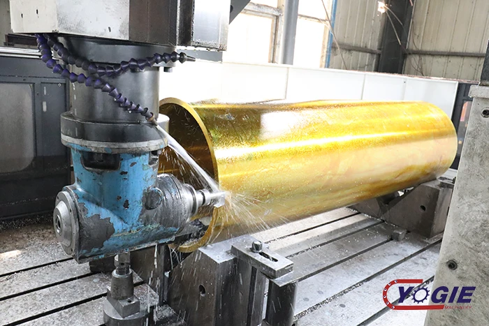 Centrifugal casting sleeve